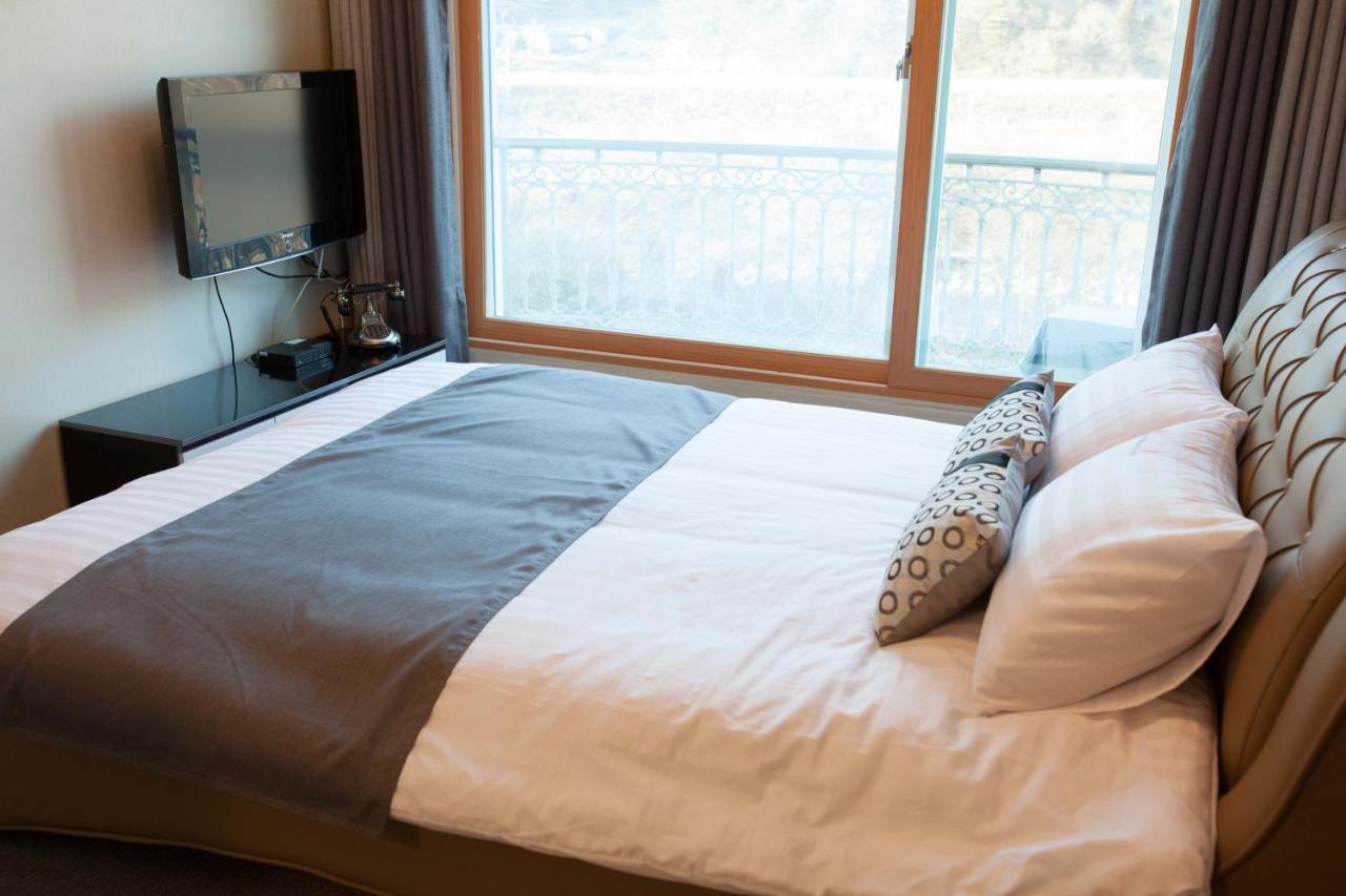 ช็องพย็อง แฟมิลี โฮเทล Hotel คาพยอง ภายนอก รูปภาพ